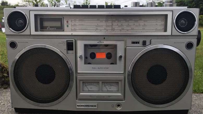 nordmende-stereo-4084.jpg nordmende-stereo-4084.jpg